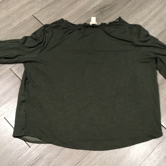 Chico’s Olive Green 3/4 Sleeve Blouse size S - Picture 8 of 9